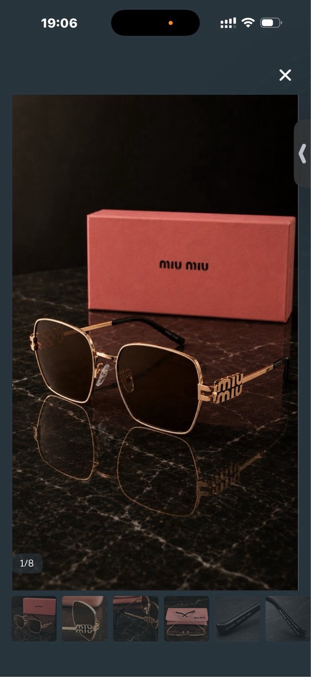 Lote gafas de sol Miu Miu + Guess Valor 628 €