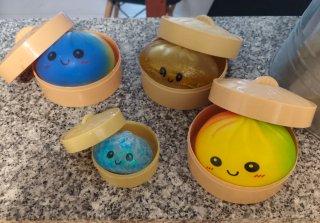 4 Bolas Blandas con Caritas Divertidas dumplings