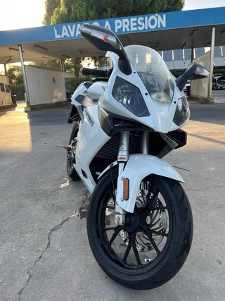 Derbi GPR 125 2T Blanca