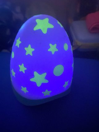 Lámpara huevo estrellas neón