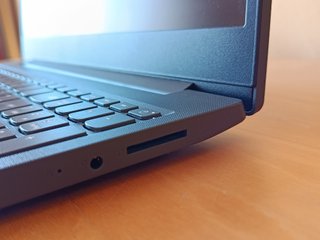 No regateo-Ordenador portatil LENOVO V15-IGL