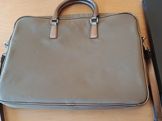No regateo-Ordenador portatil LENOVO V15-IGL