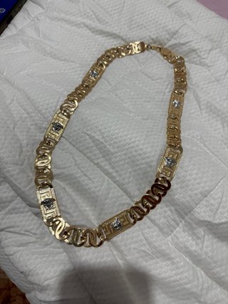 Cadena Versace Medusa Oro vendo o se canbia