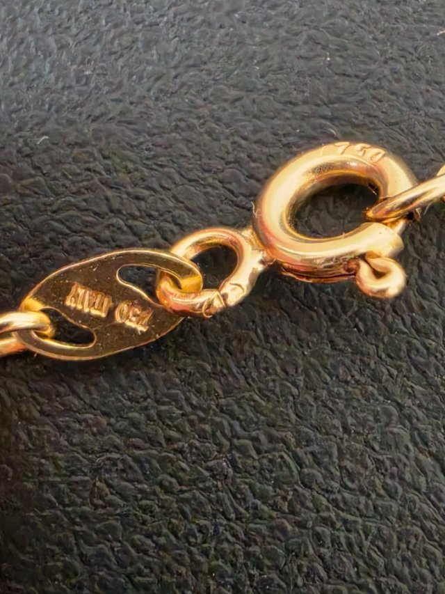 Cadena estilo barbada Oro 18k