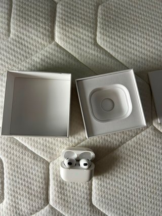 Airpods 3ª Gen Apple Blancos