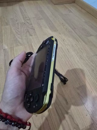 PSP Slim 3004 Edición Monster Hunter