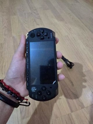 PSP Slim 3004 Edición Monster Hunter