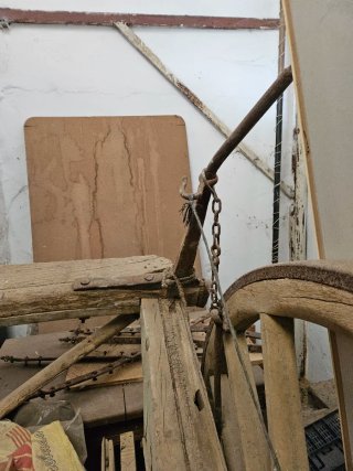 Carro antiguo de madera
