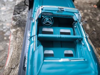 Coche a escala 1:18 Chevy Impala 1958