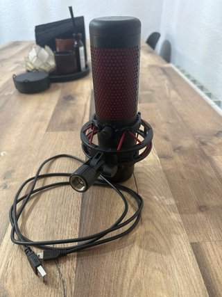 HyperX Quadcast Micrófono