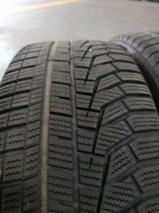 Neumáticos Hankook Winter i*Cept evo2 225/45R18 95