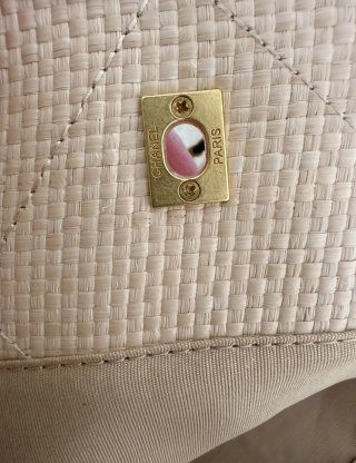 Neceser Chanel Beige y Negro