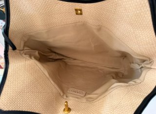 Neceser Chanel Beige y Negro