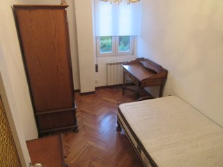 Conjunto de muebles dormitorio en madera de cerezo