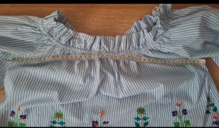 Blusa Hombros Descubiertos Rayas y Flores