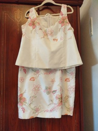 Traje 3 piezas seda bordado T44