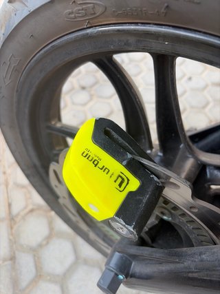 Moto Scooter SYM 125 Negra