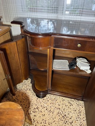 Aparador antiguo Biedermeier / Imperio con puertas