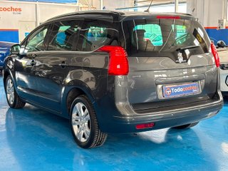 Peugeot 5008 Allure 1.6 BlueHDi 120 EAT6