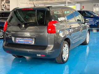 Peugeot 5008 Allure 1.6 BlueHDi 120 EAT6