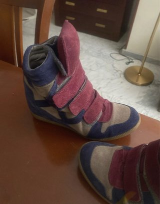 Zapatillas Hakei plataforma interior 9cm.