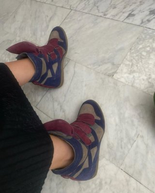 Zapatillas Hakei plataforma interior 9cm.