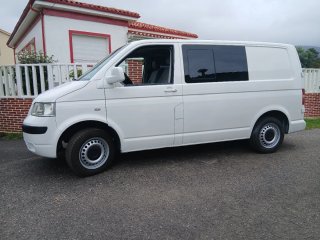 Volkswagen Transporter T5 2009