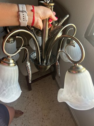 Lámpara de techo dorada