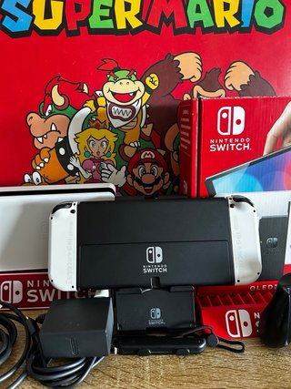 Nintendo Switch OLED Blanca COMO NUEVA