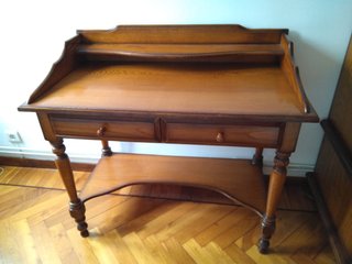 Mesa escritorio en madera de cerezo