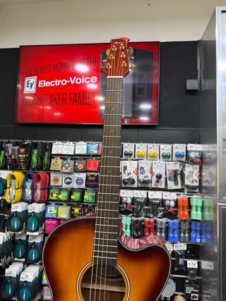 Chitarra Acustica Elettrificata Applause