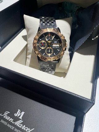 Jaen Marcel Reloj Negro y Dorado