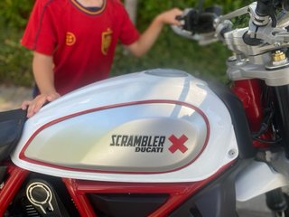 Ducati Scrambler Desert Sled Roja/Blanca