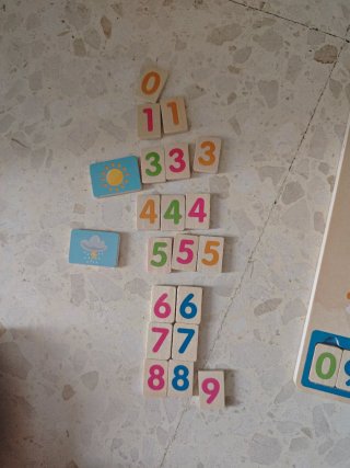 Reloj de madera educativo para niños