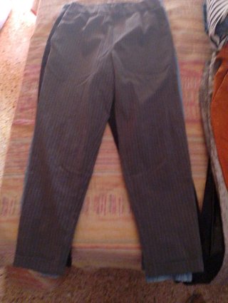 Pantalones vaqueros largos para chica.