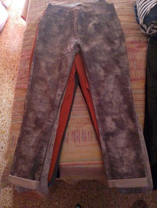 Pantalones vaqueros largos para chica.