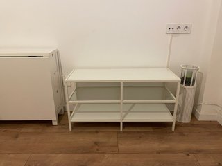 Mueble TV Vittsjo Ikea color blanco