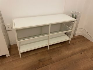 Mueble TV Vittsjo Ikea color blanco