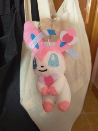Llavero peluche de Sylveon