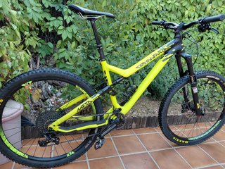 Bicicleta Enduro Commençal Meta AM V4