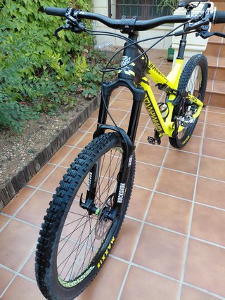 Bicicleta Enduro Commençal Meta AM V4
