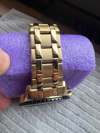 Reloj Pulsar Chronograph 100M Oro y Negro