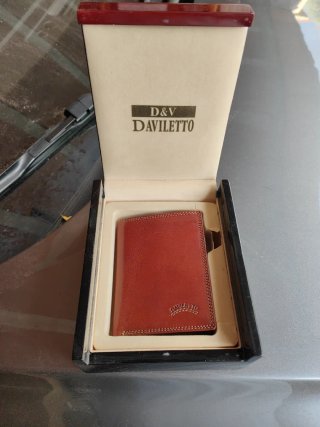 Cartera de piel Daviletto marrón