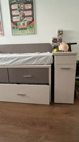 Cama nido con cajones y zapatero