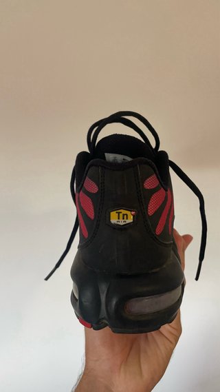 Nike TN Zapatillas Negras y Rojas originales