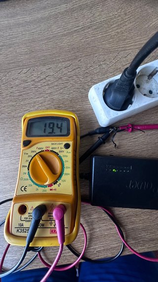 Adaptador Cargador Universal 12V-24V