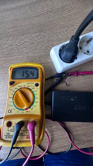 Adaptador Cargador Universal 12V-24V