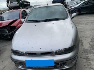 Fiat 61573 faro derecho 46524475 marea 185 berlina