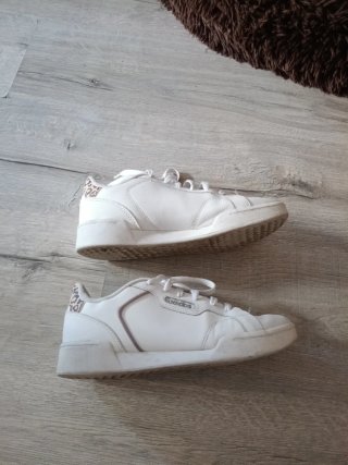 Adidas Blancas Mujer Talla 38 muy poco uso