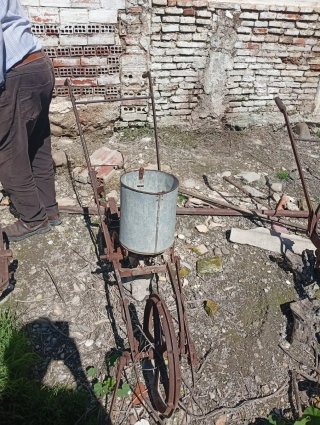 Aperos agrícolas antiguos
